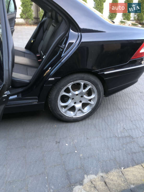 Седан Mercedes-Benz C-Class 2005 в Яворове фото 8 Седан Mercedes-Benz C-Class 2005 в Яворове