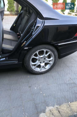 Седан Mercedes-Benz C-Class 2005 в 