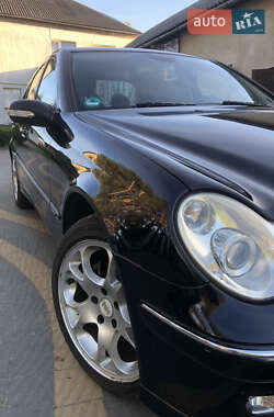 Седан Mercedes-Benz C-Class 2005 в 