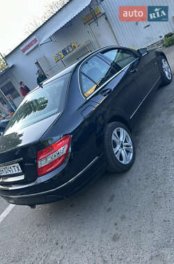 Седан Mercedes-Benz C-Class 2010 в 