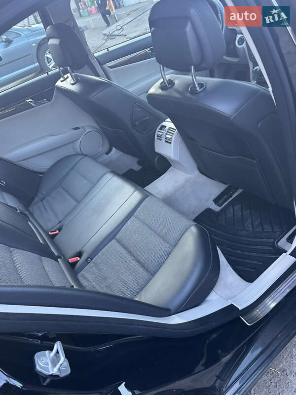 Седан Mercedes-Benz C-Class 2010 в Одессе фото 5 Седан Mercedes-Benz C-Class 2010 в Одессе