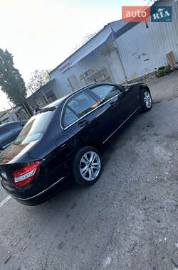 Седан Mercedes-Benz C-Class 2010 в 