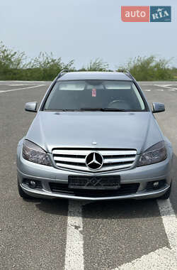 Универсал Mercedes-Benz C-Class 2010 в 