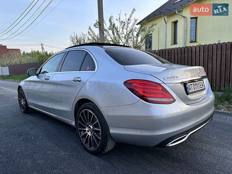 Седан Mercedes-Benz C-Class 2016 в Ивано-Франковске