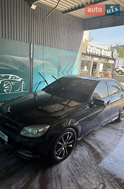 Седан Mercedes-Benz C-Class 2007 в Запоріжжі
