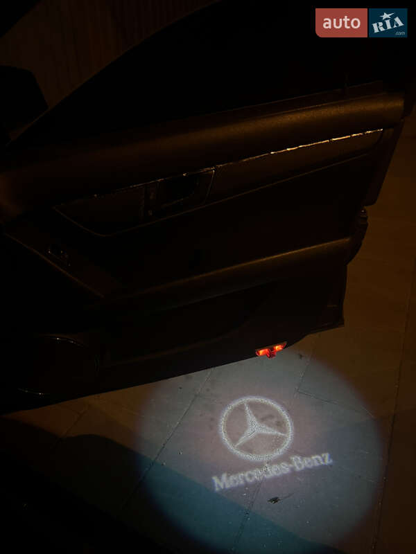 Седан Mercedes-Benz C-Class 2007 в Запорожье