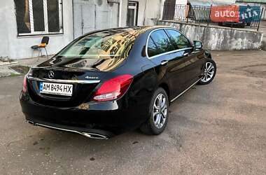 Седан Mercedes-Benz C-Class 2017 в 
