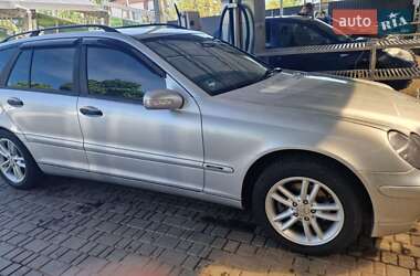 Універсал Mercedes-Benz C-Class 2002 в Кропивницькому