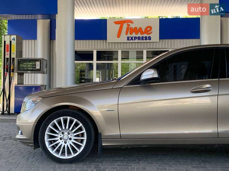 Седан Mercedes-Benz C-Class 2007 в Миколаєві