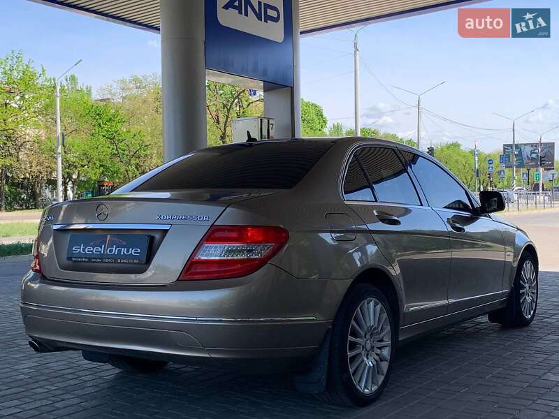 Седан Mercedes-Benz C-Class 2007 в Миколаєві