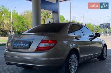 Седан Mercedes-Benz C-Class 2007 в 
