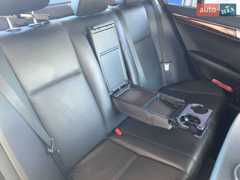 Седан Mercedes-Benz C-Class 2007 в Миколаєві