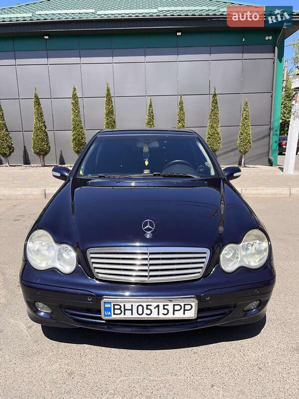 Седан Mercedes-Benz C-Class 2004 в Подільську
