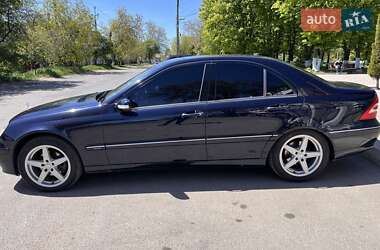 Седан Mercedes-Benz C-Class 2004 в 