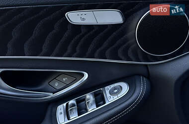 Седан Mercedes-Benz C-Class 2016 в 