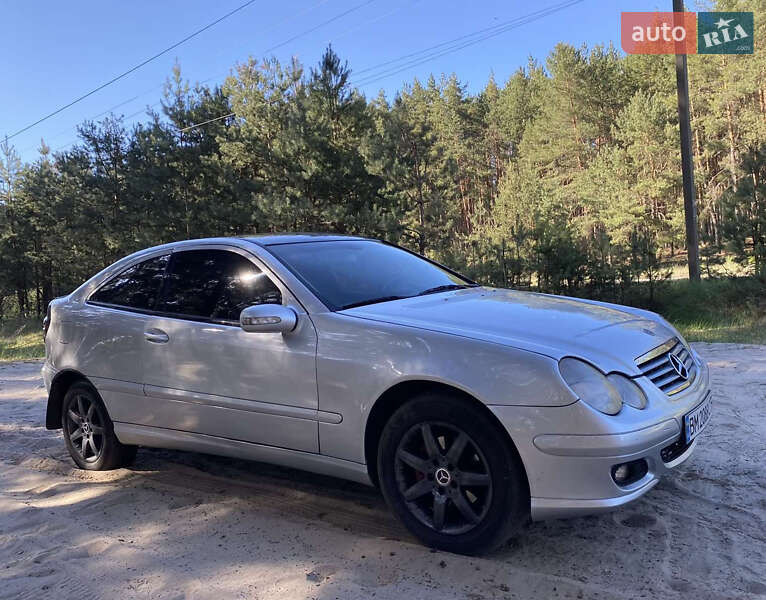 Купе Mercedes-Benz C-Class 2002 в Охтирці