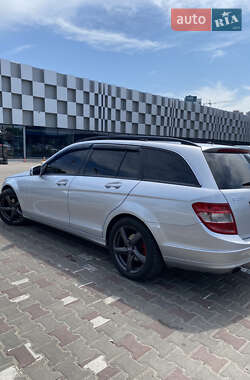 Универсал Mercedes-Benz C-Class 2009 в 