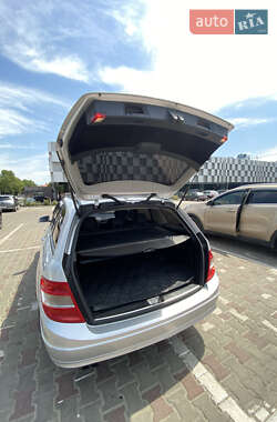 Универсал Mercedes-Benz C-Class 2009 в 