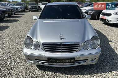 Седан Mercedes-Benz C-Class 2005 в 