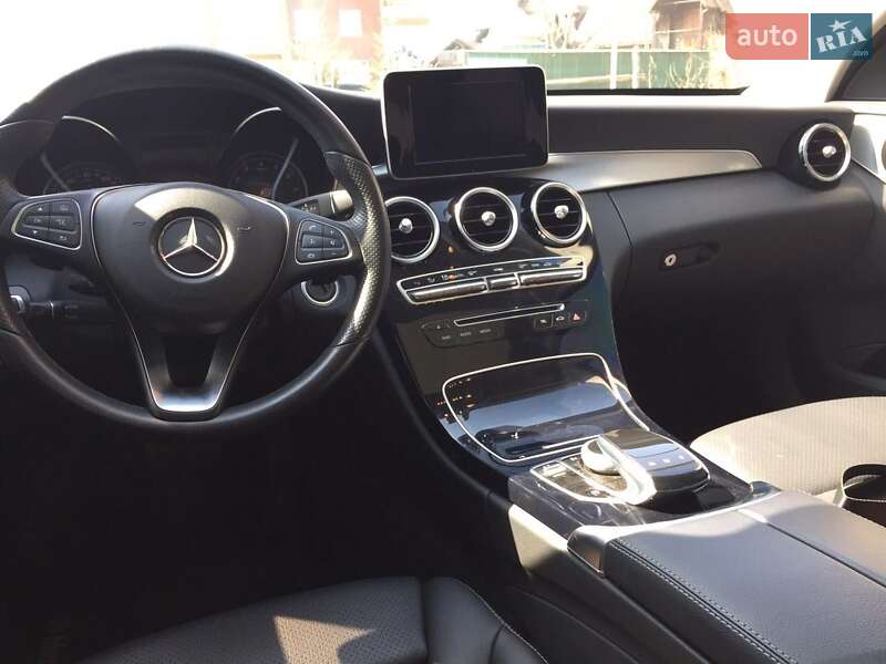 Седан Mercedes-Benz C-Class 2015 в Киеве