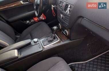 Универсал Mercedes-Benz C-Class 2010 в 