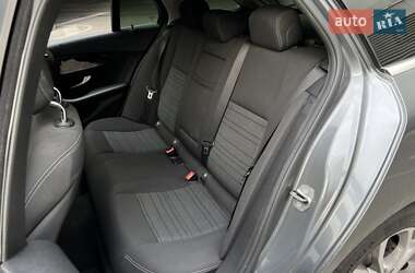 Универсал Mercedes-Benz C-Class 2018 в 