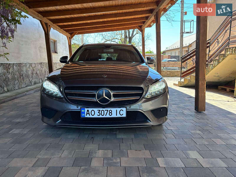 Универсал Mercedes-Benz C-Class 2018 в Виноградове