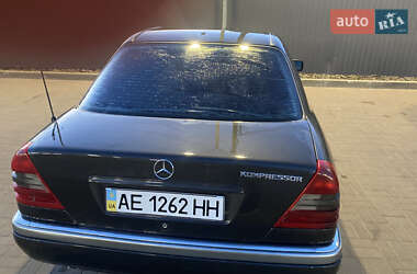 Седан Mercedes-Benz C-Class 1995 в 