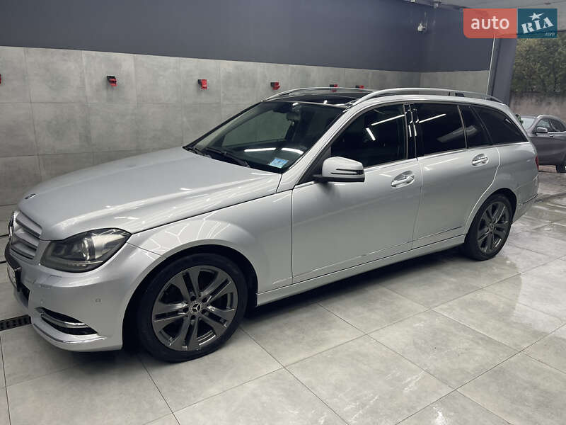 Универсал Mercedes-Benz C-Class 2013 в Ивано-Франковске