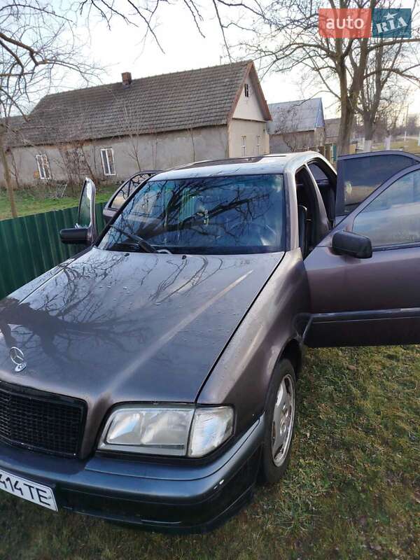 Седан Mercedes-Benz C-Class 1994 в Одессе