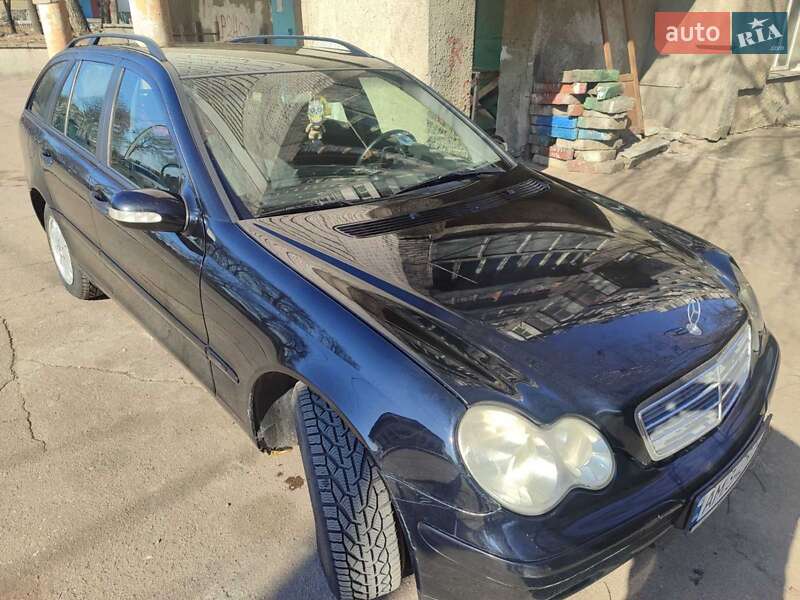 Универсал Mercedes-Benz C-Class 2002 в Житомире
