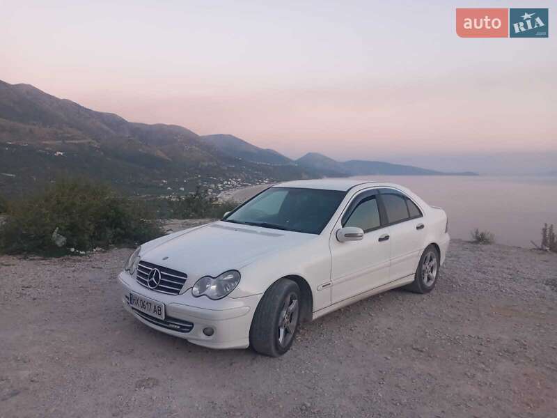 Седан Mercedes-Benz C-Class 2004 в Ровно фото 9 Седан Mercedes-Benz C-Class 2004 в Ровно