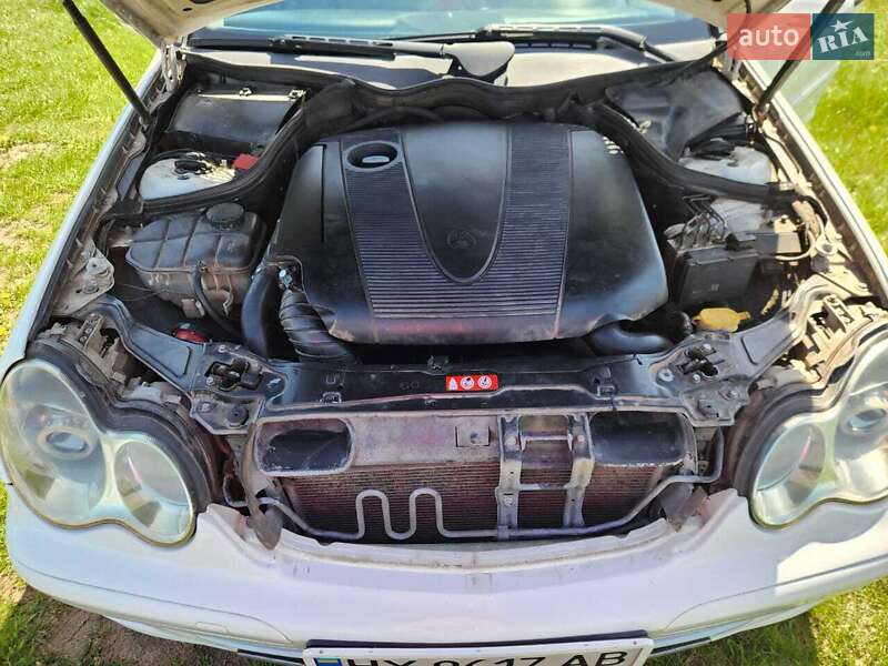 Седан Mercedes-Benz C-Class 2004 в Ровно фото 13 Седан Mercedes-Benz C-Class 2004 в Ровно