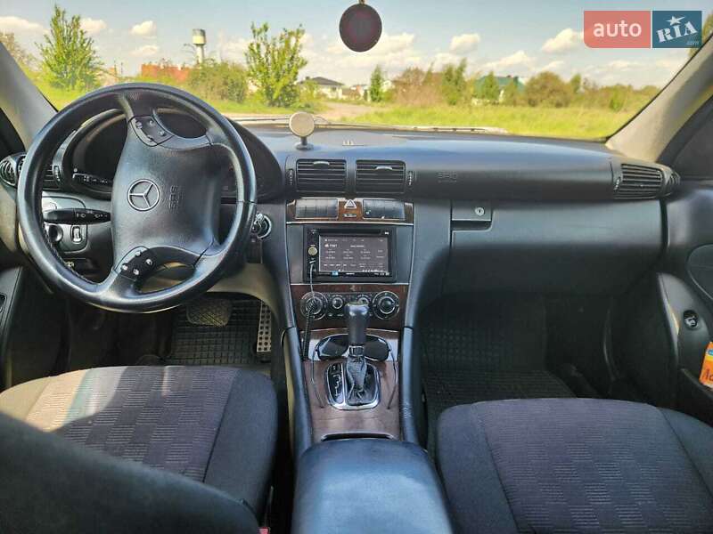 Седан Mercedes-Benz C-Class 2004 в Ровно фото 16 Седан Mercedes-Benz C-Class 2004 в Ровно