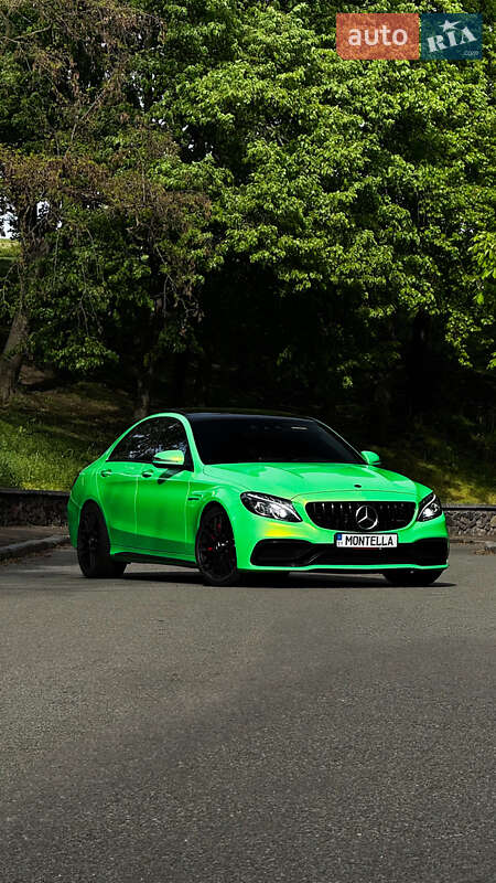 Седан Mercedes-Benz C-Class 2015 в Киеве