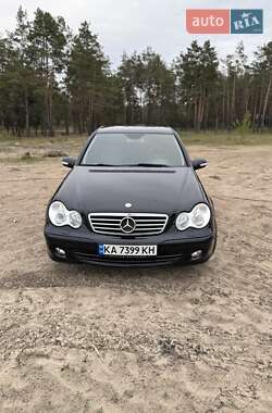 Седан Mercedes-Benz C-Class 2005 в Києві