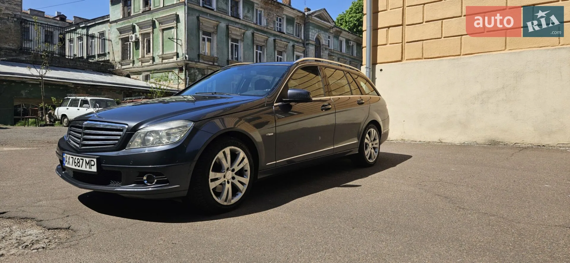 2010 Mercedes-Benz C-klasse - мініатюра 8