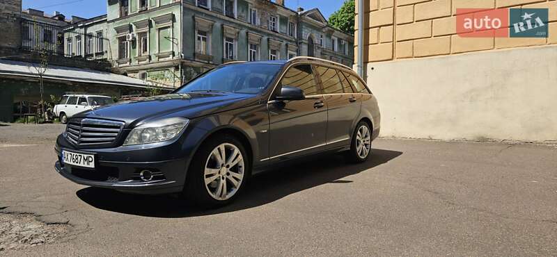Универсал Mercedes-Benz C-Class 2010 в Одессе фото 8 Универсал Mercedes-Benz C-Class 2010 в Одессе