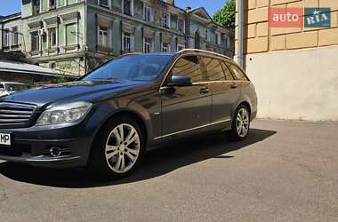 Универсал Mercedes-Benz C-Class 2010 в 