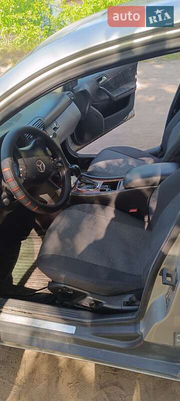 Седан Mercedes-Benz C-Class 2001 в Каменском