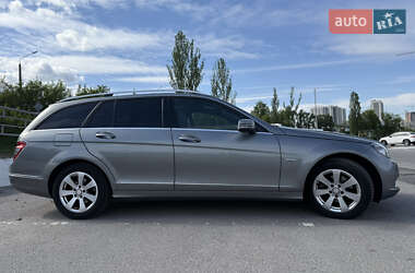 Універсал Mercedes-Benz C-Class 2009 в 
