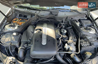 Универсал Mercedes-Benz C-Class 2001 в 