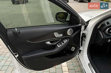 Седан Mercedes-Benz C-Class 2015 в 