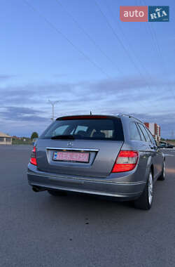 Универсал Mercedes-Benz C-Class 2010 в 