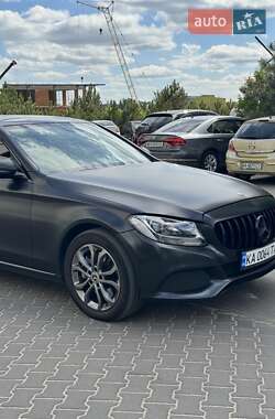 Седан Mercedes-Benz C-Class 2017 в 