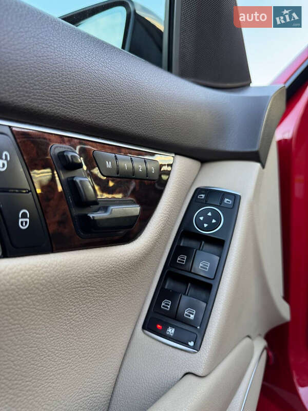 Седан Mercedes-Benz C-Class 2014 в Киеве