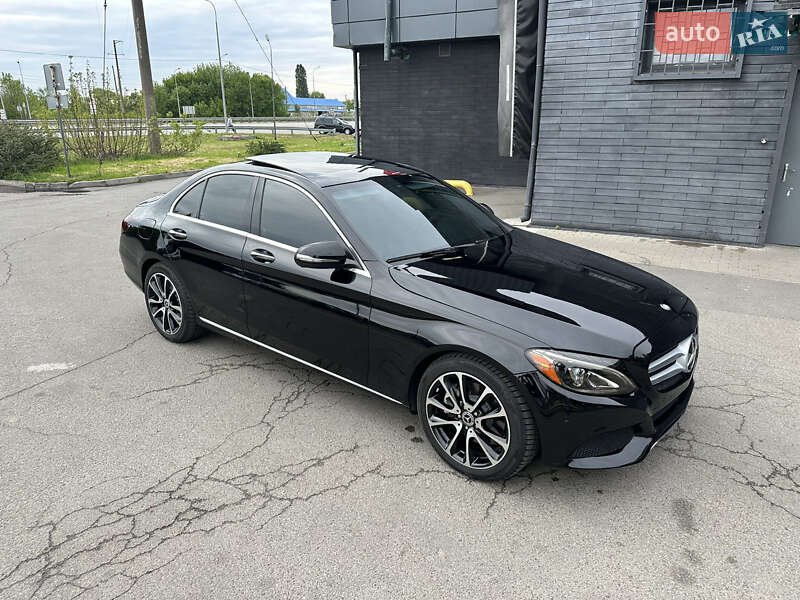 Седан Mercedes-Benz C-Class 2015 в 