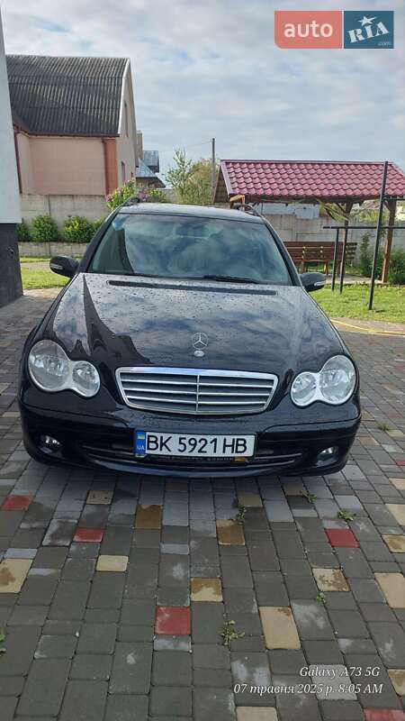 Универсал Mercedes-Benz C-Class 2006 в Ровно