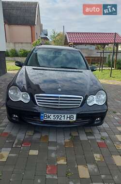 Универсал Mercedes-Benz C-Class 2006 в 