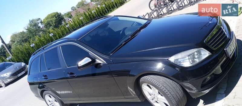 Універсал Mercedes-Benz C-Class 2008 в Івано-Франківську